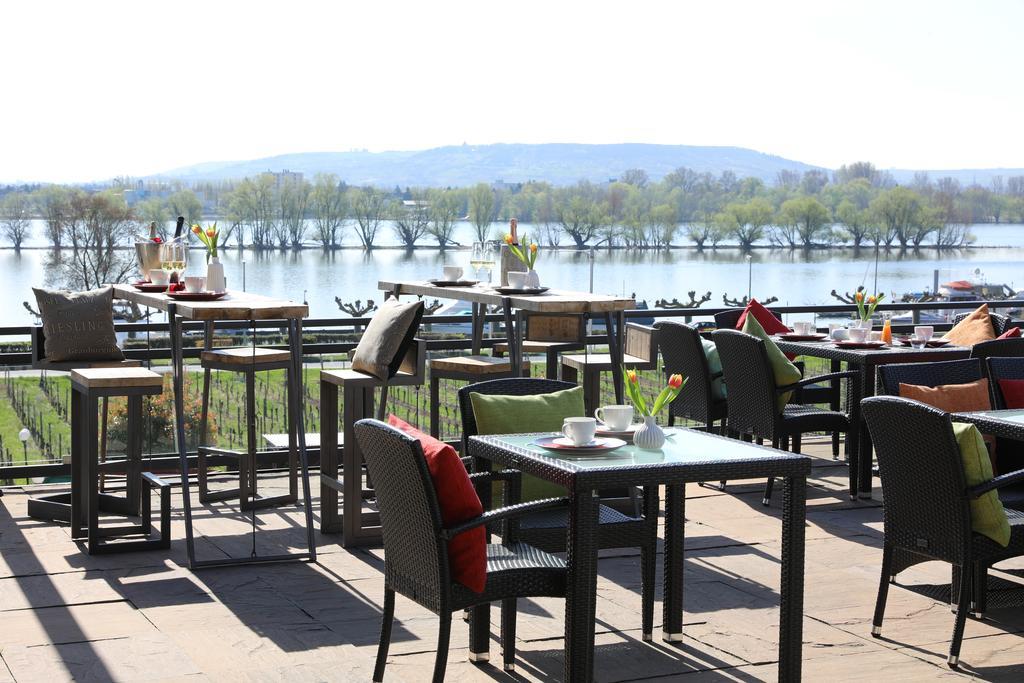 Naegler'S Fine Lounge Hotel Oestrich-Winkel Esterno foto
